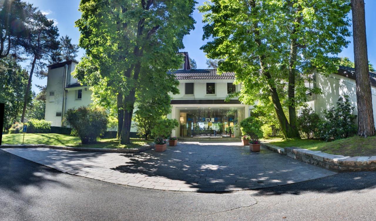 Golf Hotel La Pinetina Appiano Gentile Eksteriør billede