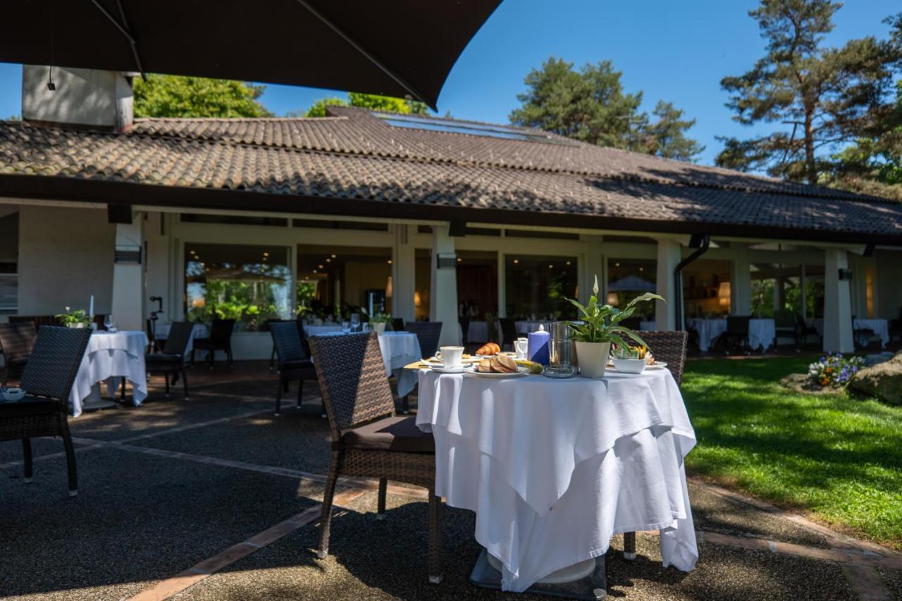 Golf Hotel La Pinetina Appiano Gentile Eksteriør billede