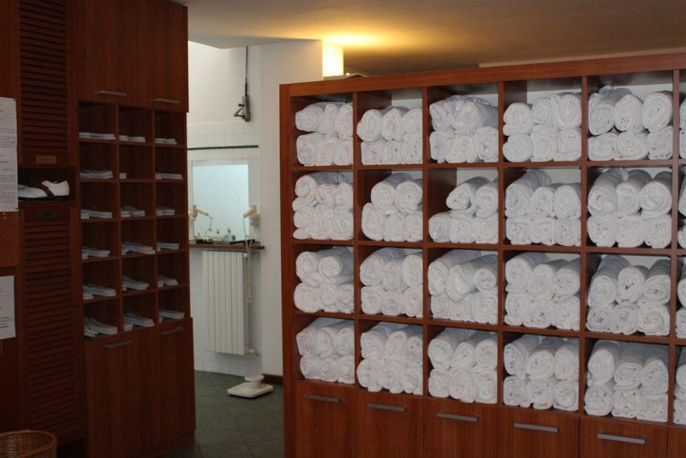 Golf Hotel La Pinetina Appiano Gentile Eksteriør billede