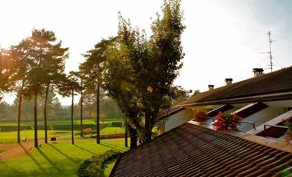 Golf Hotel La Pinetina Appiano Gentile Eksteriør billede