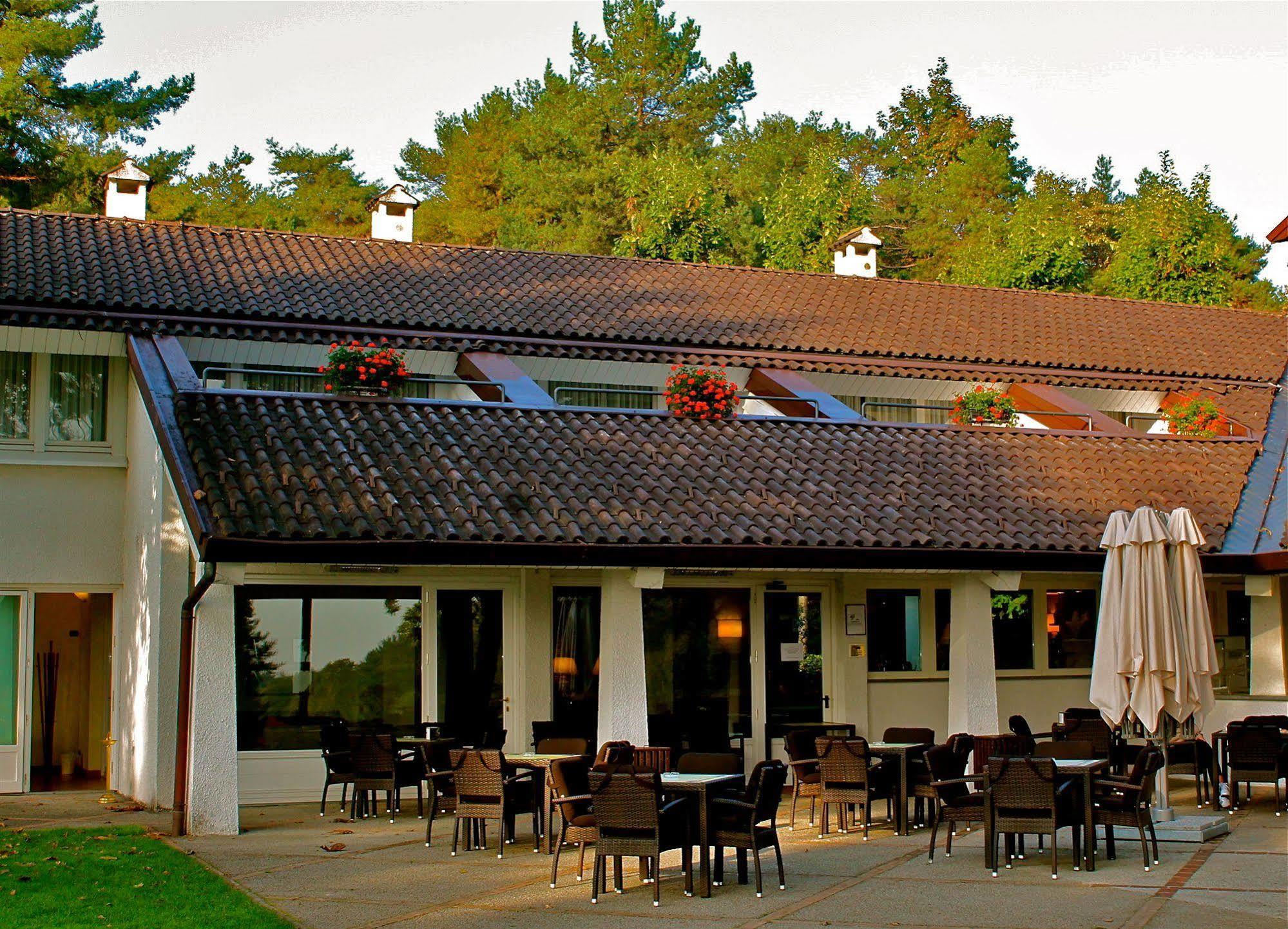Golf Hotel La Pinetina Appiano Gentile Eksteriør billede